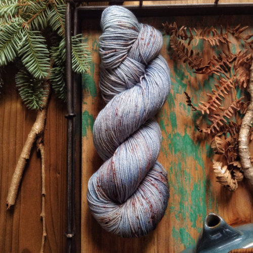 yarnandthyme: Beautiful hand dyed yarn by TuskenKnits. Her Instagram &amp; Etsy store.