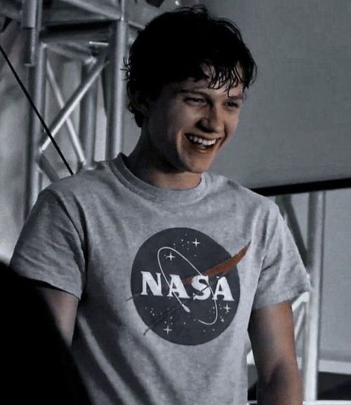 POV : You're Camera Roll If You're Dating Peter Parker