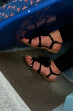 mouseygirlfantasies:  #Feet http://ift.tt/1CBf49S