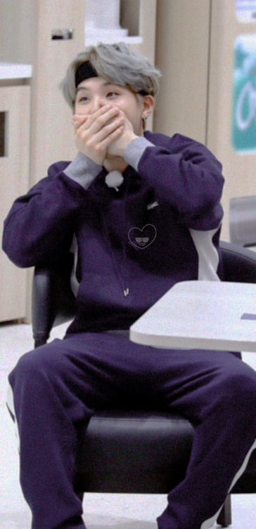 boysinluv: Like or reblog if u save/use  [INFINITE DISPLAY] 