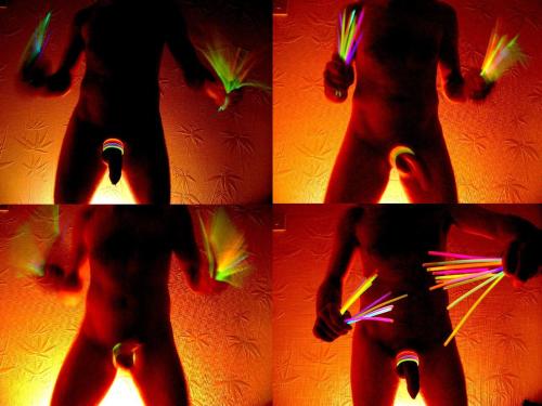 classically-curvaceous:   Hi CC, I’m having a Nude Year’s Eve party on Wednesday. Everyone’s invited!  I’m there! Will there be punch and extra glowsticks?! I love these shots, thanks for sharing <3