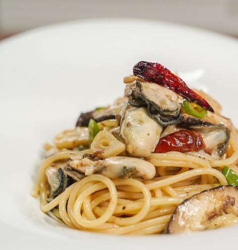 Anchovies, Mushrooms And Spaghetti - Seafood Recipe