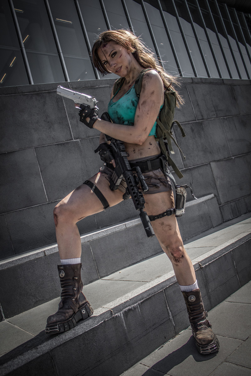 Lara Croft Cosplay