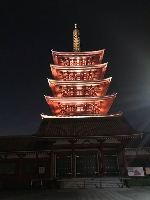 Osaka;Tokyo;Kobe, Japan