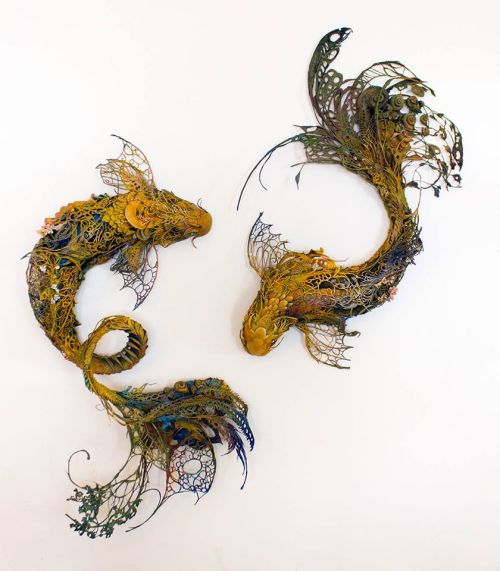 rainbowbarnacle: actegratuit:Ellen Jewett’s Surrealist Animal Sculptures *silent screeching*