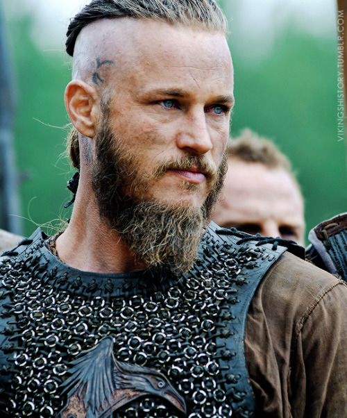 vikingshistory:  Thank you Travis Fimmel.