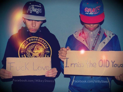 trust-obey:  Want 100% DOPE SHIT on your dashboard? Click Here and press follow !  If you want more followers fast Click Here and subscribe ! 