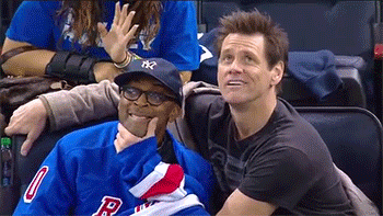 chellzisyeezus:  king-emare:  sizvideos:  Spike Lee and Jim Carrey clown around at MSG - Video  omgggggg  Jim Carrey is my ultimate favorite