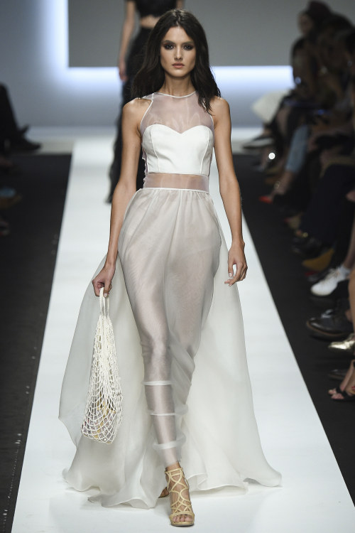 maidsofbondstreet:
“ Blanca Padilla at Ermanno Scervino, Spring 2016
”
x