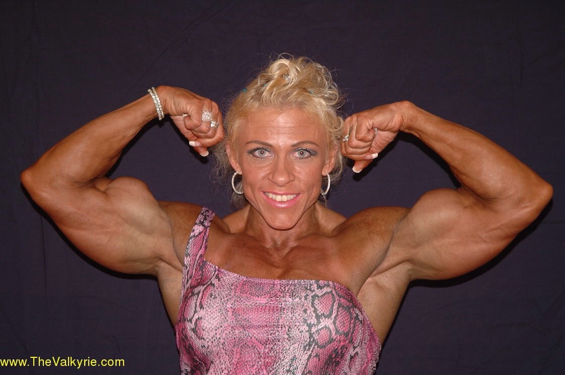 zimbo4444:  ..Marja Lehtonen..”big sexy muscle.. ✨💪😸👍✨ 