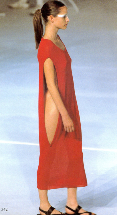 roguetraders:Hussein Chalayan SpringSummer 1998