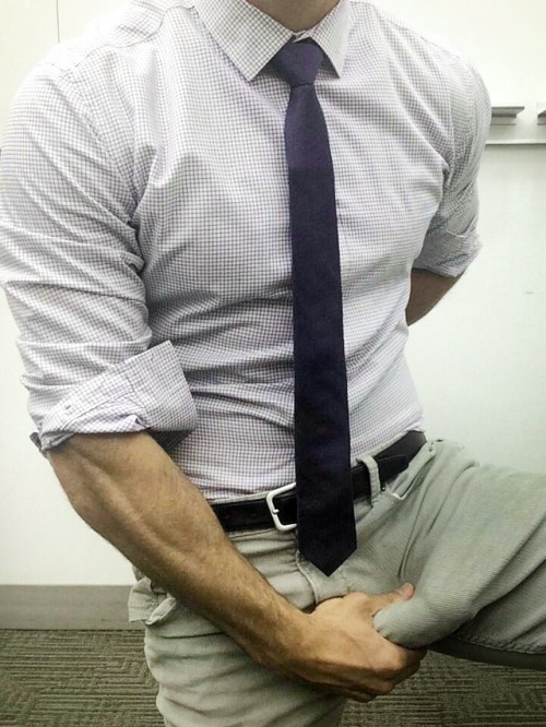 lifewithhunks:  sprinkledpeen:  Doctor, I think I need my prostate checked  Hunks, Porn , Amateurs, Swimmers, Spy, Muscle, Bulges, Lycra and Huge Cocks.  http://lifewithhunks.tumblr.com/