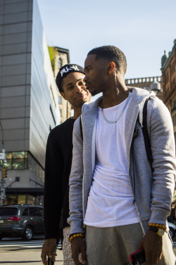thaprincetrigga:  photo bombing 