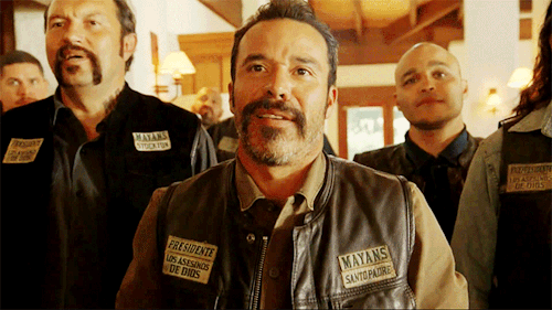 lexondeck: redpoodlern: cherieann-2001: I can think of a few things Chibs  I bet @lexondeck knows  H