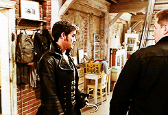 everthehero:  captain charming: from punching bags to mates 