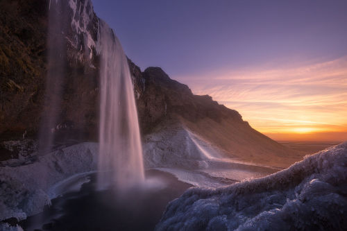 radivs:  Waterfalls by Marcelo Castro  | 500px | Facebook | Google+ 1 | 2 | 3 | 4 | 5 | 6 | 7 | 8 