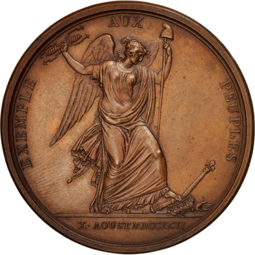 rbzpr:Revolutionary medal commemorating the Storming of the Tuileries (1793)Diameter: 55.5 mm (~ 2.1