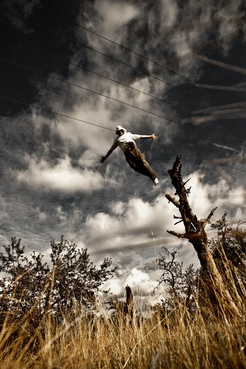 jumpweasley:  “6 tips on taking good Freerunning photos!”  -( http://www.farang-mag.com/?p=2533 )