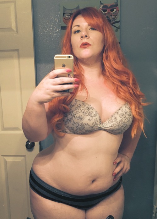 Porn Pics elisabethkaysen:Sexy isn’t matching bra