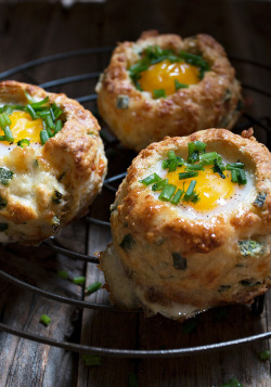 guardians-of-the-food:  Cheddar Chive Egg Biscuits