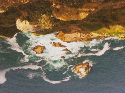 girl-of-mountainhood:  Point Reyes Lighthouse color inspiration.