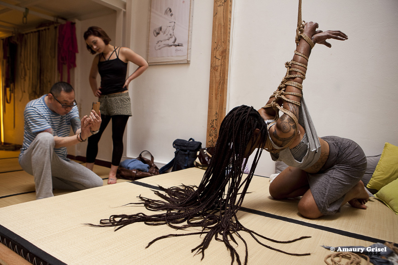 amaury-grisel-shibari:  first day of Workshop of Akira Naka at “la place des