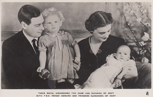 thefirstwaltz:  The Duke and Duchess of Kent with Prince Edward and Princess Alexandra of Kent. 1937.  