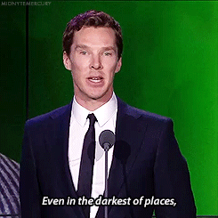 midnytemercury:  Benedict Cumberbatch presents at CNN Heroes: An All-Star Tribute 2014 [x] 