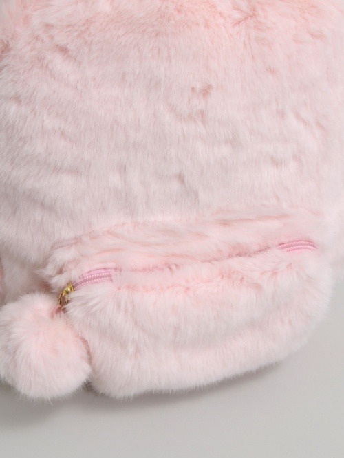 gyaru-coordinates:  Brand:  WEGO Rabbit ears furry backpack. In black, pink, and white. Isn’t this super cute? :) 