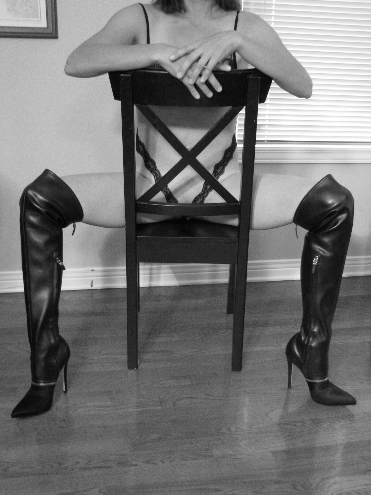cazzolordo:  Fuck me boots 