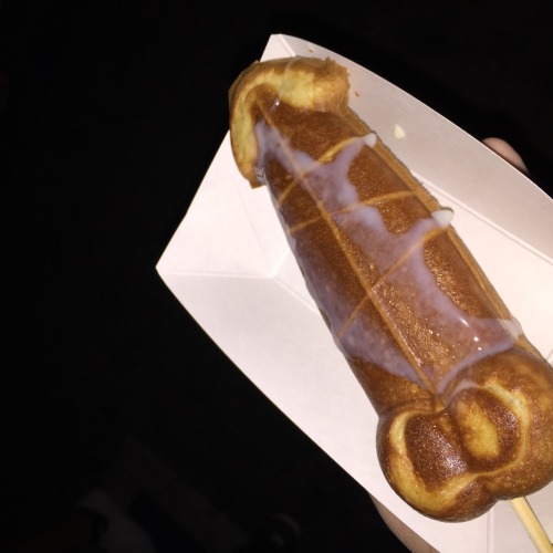 victoriiawar:  i love the D