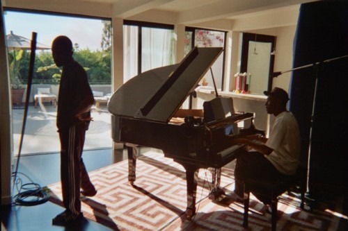 hoursuponseconds:  Frank Ocean and Tyler, The Creator making Analog 2 (2011)