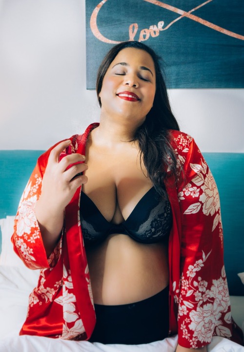 (via GarnerStyle | The Curvy Girl Guide: Lifted with Olga Intimates)