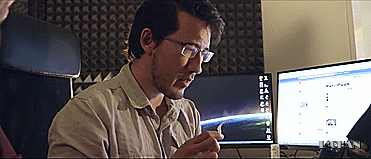 lissachan504:  MARK VS HOT THINGS