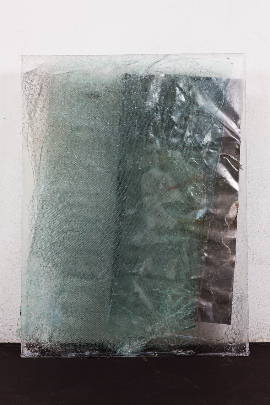 likeafieldmouse:  Oscar Tuazon - Unmapping, Unmaking, Unmeaning (2010) 