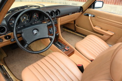 carinteriors:  1980 Mercedes-Benz 380 SL