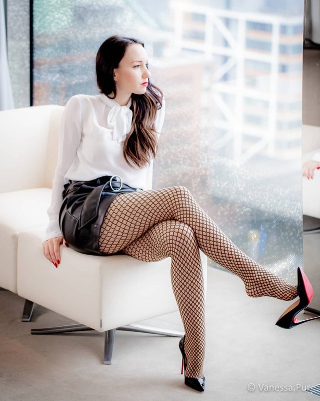 stilettoheeladmirer:Vanessa