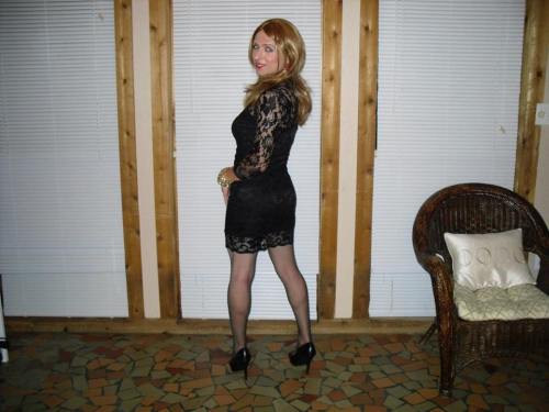 chanellenirok:  Finally found my best dress style