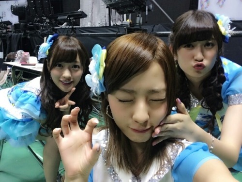 akibeya:  (FNS｜藤江れいなオフィシャルブログ「Reina’s flavor」Powered by Amebaから) 藤江れいな　山田菜々　渡辺美優紀　大場美奈　吉田朱里　小谷里歩　上西恵