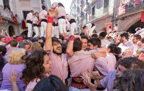 useless-catalanfacts:Jornada castellera de les Fires de Sant Narcís 2016.Photos by Ajuntament de Gir