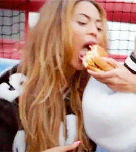 thequeenbey: Beyoncé x Feeling Myself