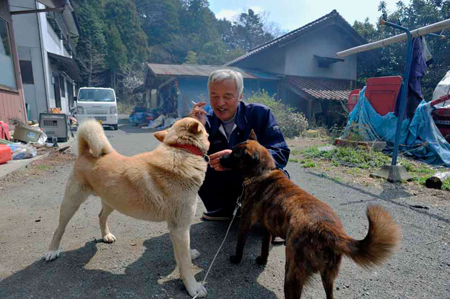 The Radioactive Man Who Returned To Fukushima To Feed The Animals That Everyone Else