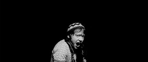 ginnyeweasley:Weasley can save anything,He never leaves a single ring,That’s why Gryffindors all sin