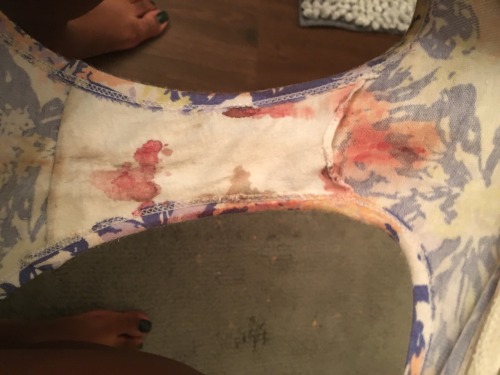thewetterthepussy: Panty liner and stained panties