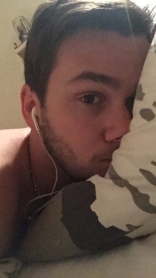 seanattack:  Absolutely in the mood for cuddling