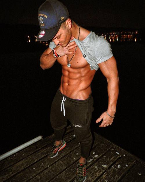 lumbrjax:  Instagram user @silviosenn http://ift.tt/1X1cYsU