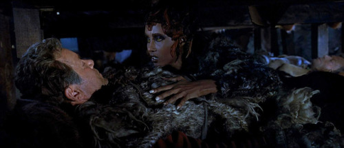 fuckyeahsavagesistas:Iman as Martia in STAR TREKVI: THE UNDISCOVERED COUNTRY – 1991Source: tre