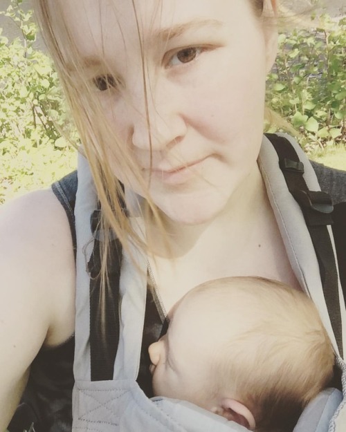 This carrier gets a lot of use enjoying the nice weather with my babyy #momlife #infantsofinstagram