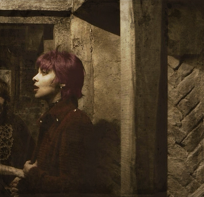 ifallelseperished:  Tonks made a brave, public declaration of her feelings for Remus,