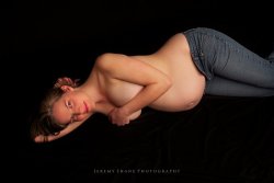 prettypreggiethings:  Beautiful Belly by JeremyShane